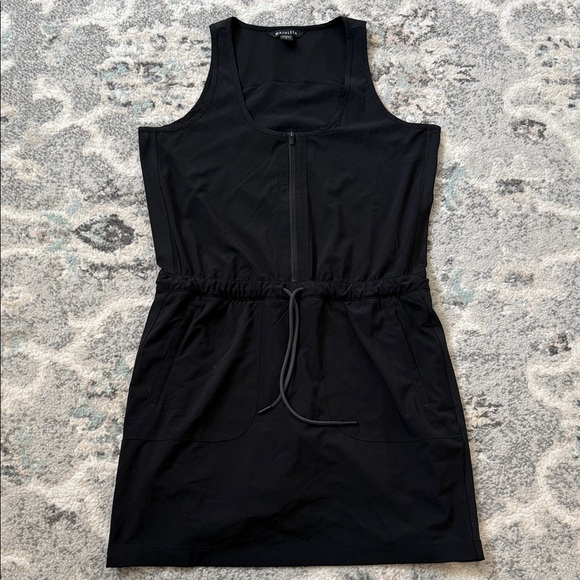 Athleta Dresses & Skirts - Athleta Black Sleeveless Expedition Dress